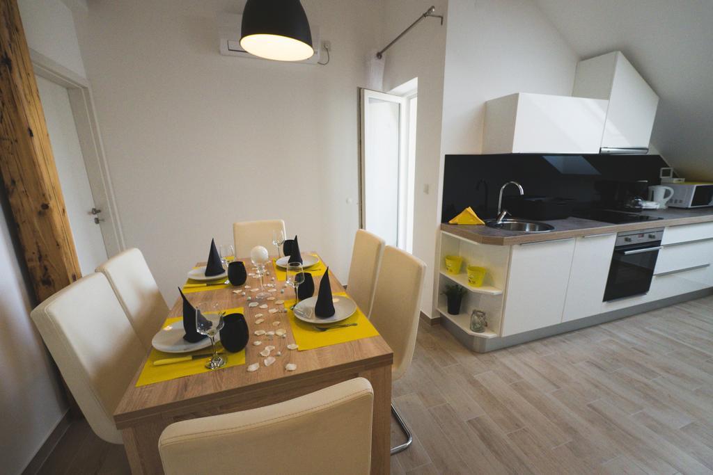 Apartments Sunny Garden Brodarica  Bagian luar foto