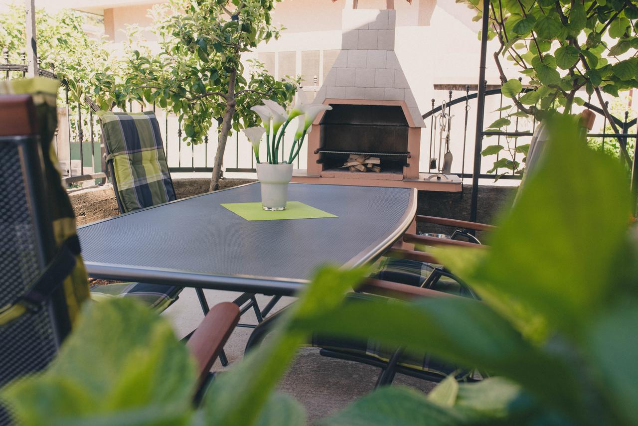Apartments Sunny Garden Brodarica  Bagian luar foto